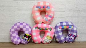 Bantal Leher U Tali Kancing Print Melody&Friends Cnmroll PomPomPurin Kuromi UnOfficial Ver2