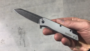 มีดพับ Kershaw Misdirect SpeedSafe Assisted Opening Knife Gray (2.9" 4Cr13Mov BlackWash)1365