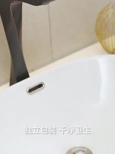 【SG STOCK】Compressed Bath Towel Thickened Enlarged  Portable Non-woven Bath Towel 70x140cm Large Size Travel