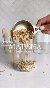 Gandum Utuh Rolled Oat 1kg - Sarapan Sehat dengan Nutrisi Tinggi dan Kadar Antioksidan yang Tinggi - Menurunkan Kolesterol dan Gula Darah
