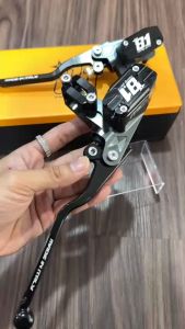 Tay thắng bình dầu liền CNC 8.1