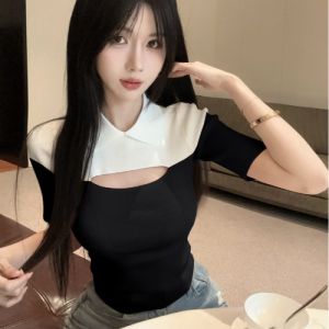 GUZILIAN | Fashionable Color Block Collared Short Sleeve Slim Fit T-Shirt Korean Style Outerwear Pure Desire Body Shaping Trendy Top