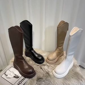 พร้อมส่งจากไทย รองเท้าบูทสูงผู้หญิง ซิปหลังรองเท้าบูทหนัง ดีไซน์อินเทรนด์ รองเท้าบูทอัศวินแขนสูง วัสดุ PU ส้นหนา2.36นิ้ว/6ซม