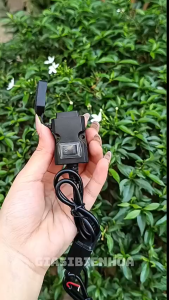 Bộ Sạc Điện Thoại Gắn Xe Máy 2 Cổng Usb Có Nút On Off Tiện Lợi Dây Dài 1.5M
