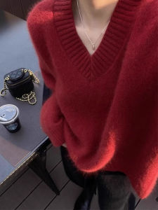 Ladies Christmas Red Lazy Bear Fleece V-Neck Knitted Sweater Loose Comfortable Autumn Winter New Year Casual Fashion Style