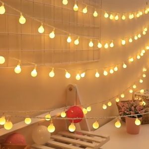 Christmas Tree Decoration Snowflake String Lights Warm 5Ft/1.5meter 10 LED Battery Operated Fairy Light for Indoor Outdoor Decoration