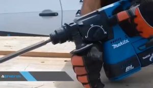 【ต้นฉบับ】Makita DHR242 18V มอเตอร์ไร้แปรงถ่านแบบชาร์จไฟได้ 6.0ah แบตเตอรี่ลิเธียมระบบขุดเจาะคอนกรีตพลังงานสูงแบบชาร์จไฟได้ของขวัญค้อนไฟฟ้า (เครื่องชาร์จ 1 ก้อน 2 ก้อน)