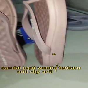 Sandal Jepit Wanita HILOS Desain Polos Warna-Warni Bahan Karet Nyaman