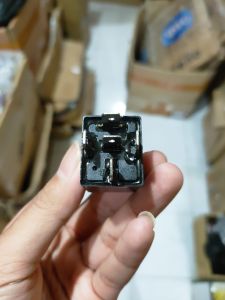 Relay Switch bendik Stater Power Starter Vario 125 fi/vario 150/PCX/Beat Pop/Beat Esp New FI F1 K59 kaki 5
