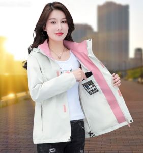 Silk Duofang Womens Three-in-One Jacket Autumn Winter New Arrival Trendy Climbing Outdoor Hoodie Removable Cap Zippered Polyester Material
