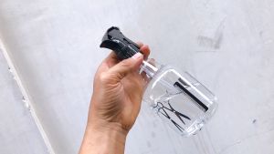 Bình Xịt Nước Họa Tiết Kéo Cắt Tóc Bền Bỉ Chịu Va Đập Tốt Size 250ml và 500ml