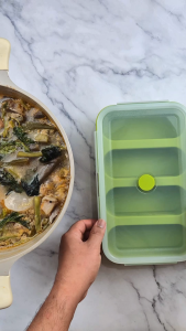 Freezer Cubes™ Curve 4 Molds 1-Cup Silicone Freezer Tray Meal Prep Container Food Storage Freezing Mold for Soup Baby Food Sauce Broth Portion Control BPA-Free Reusable Flexible Silicone Storage Container for Kitchen Use Famillo®