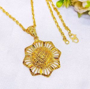 SATU SET KALUNG BUNGA MATAHARI PANJANG KALUNG 45CM