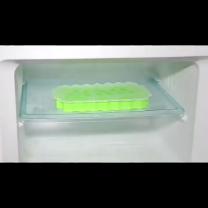 Dulang Ais Kiub Honeycomb 37 Grid Ice Cube Trays Honeycomb Shape Silicone Removable Lids Easy Release Freezer Jelly