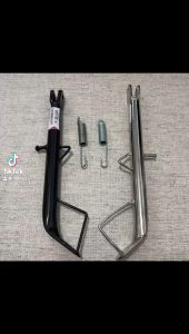 STANDAR SAMPING CHROME HITAM BESI TEBAL RING 18 PANJANG 30CM UNTUK MOTOR RX KING NINJA R RR RXK KLX SCORPIO VIXION GL BYSON JUPITER MX KING CB150R CBR 150 DLL STANDAR SAMPING PANJANG WARNA HITAM