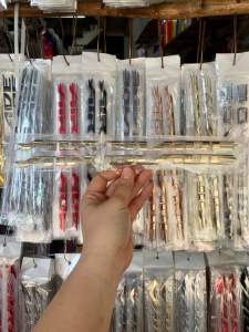 Bộ chữ nổi cứng AirBlade 2017 màu vàng crôm bóng nhập Thái Lan chất lượng cao dành trang trí riêng cho dòng xe này tem nổi gồm 2 cái như hình màu sắc rất đẹp và bền giá bán cực tốt bán lẻ như bán sỉ