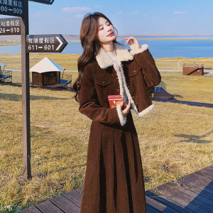 Womens Autumn Winter Thickened Corduroy Set with Lamb Fur Two-Piece Ensemble Long Sleeve round Neck Suite Fashionable Sensation