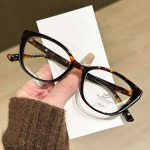 New Hot Girl Tr90 Cat Eye Myopia Glasses Frame Black Frame Retro Modern Anti-blue Flat-light Mirror Frame Men MH9047
