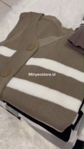 Cardigan Rajut Wanita Oversize Motif Garis Elegan - Knitwear Plus Size