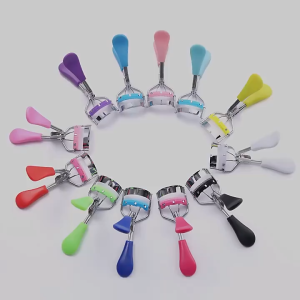 Alat Pelentik Bulu Mata Viral Jepit Eyelash Curler Besi Lentik & Alami Warna-Warni Random