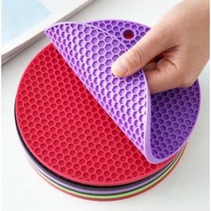 TATAKAN BULAT SILICONE 18 CM TATAKAN PIRING GELAS WARNA WARNI TATAKAN SILICONE TEBAL ALAS ANTI SLIP