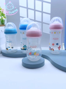 ขวดนม 260 มล. / 330 มล. ขวดนมเด็กพิมพ์ง่ายสีชมพู / ขาว / น้ำเงินสามสีให้เลือกใช้วัสดุ PP เกรดอาหารBPA Free (BPA)ขวดนมขนาดกว้าง