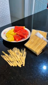 (100ชิ้น) ส้อมจิ้มผลไม้ ยาว 9 cm ส้อม ไม้จิ้มคอกเทล ส้อมเล็ก ส้อมขนม ของหวาน ผลไม้