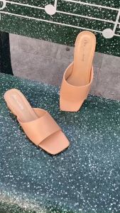 Giày guốc 3 phân mũi vuông bản ngang chất liệu xi mờ kiểu dáng basic _GHG04XM