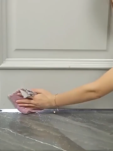 Lis Penutup Celah Pintu Penghalang Debu Serangga Door Bottom Seal Material Silikon 1 Meter