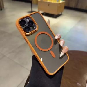 AO.HU | Ốp Lưng Điện Thoại Trong Suốt Đen Viền Cam Có Từ Tính Cho iPhone