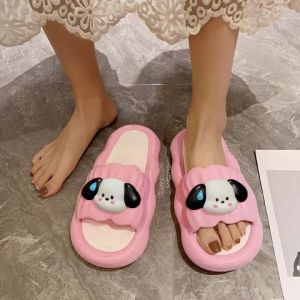 รองเท้าแตะแฟชั่น TKGirl รุ่นนี้ดีไซน์น่ารักมาก พื้นนิ่ม กันน้ำ กันลื่น มีครบในคู่เดียว และพร้อมส่งทั้งหมด 4 สี สินค้าดีที่สวยงาม สวยงามที่น่ารัก!