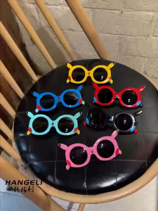 PL-H048A Kacamata Hitam Anak Motif Kartun Pikachu Lucu Kids Sunglasses Anti UV