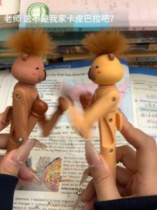 Large Capacity Plush Gel Pen Toy Stress Relief Student Novelty Item Capybara Boxing Pen Cute Ugly Pen Blue Ink Ballpoint Pen