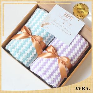 Kado Pernikahan Hampers Handuk Hadiah Nikahan Wedding Gift Box Couple Anniversarry Premium