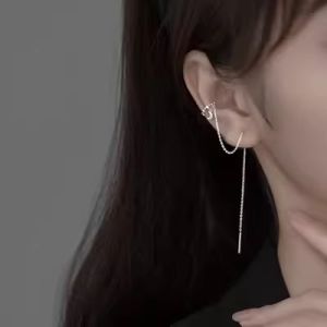 ต่างหูแบบมีโครงกระดูก ไม่ต้องเจาะรู ตกแต่งด้วยลูกปัดผีเสื้อ ลูกปัดมุก หวาน เทรนด์ หรูหรา เครื่องประดับแฟชั่น