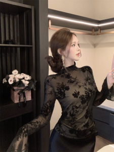 GUZILIAN | Áo thun tay áo phồng cổ cao thêu lót lụa mùa thu đông mới về dáng ôm vừa vặn cổ chữ V dài tay áo sơ mi ren