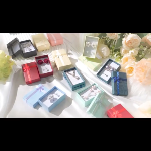 Rings Bracelets Necklaces Jewelry Boxes Spot Wholesale High-end Retro Kraft Paper Jewelry Boxes