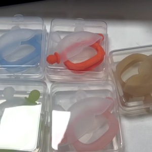 Rabbit sleeve hand teether PP silica fruit can be sterilized at high temperature
