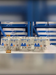 CHINT CHNT NXBLE-32 NXBLE-63 NXBLE-125 1P+N 2P 3P 3P+N 4p Leakage Protection Household Air Switch Circuit Breaker Leakage Circuit Breakers