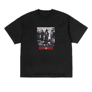 Kaos Pria Hitam / Kaos Keren / Kaos Kece / kaos Trendi / Kaos Murah / Kaos Oblong / Kaos Distro