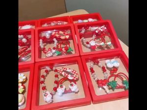 Christmas Hairpin Hair Tie BB Clip Hairband Christmas Tree Kindergarten Small Gift 圣诞节系列服饰套装儿童可爱圣诞树老人发夹发圈BB夹手连宝宝配饰 M053