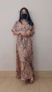 4796 eliza button strap maxi dress