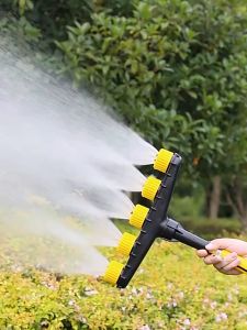 Rotating Garden Lawn Sprinkler Multi-Hole Sprinkler Heads Hose Spray Sprinkler Watering Vegetables
