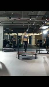 แทรมโพลีน พร้อมที่จับ ขนาด 40 นิ้ว สามารถพับเก็บได้ แข็งแรงทนทาน รับประกันสินค้าคุณภาพเกรดA สินค้าพร้อมส่ง