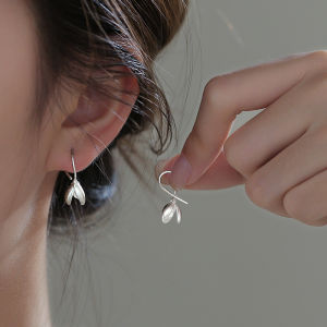 S925 Sterling Silver Magnolia Stud Earrings for Women 2024 New Arrival Best Selling Accessible Luxury Simple Graceful Fancy Flower Earrings