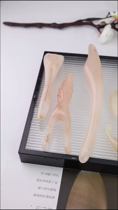 Dụng Cụ Cạo Gió Ấn Huyệt Massage Mặt Và Toàn Thân Nhựa Resin Cao Cấp Dùng Cho Spa và Gia Đình