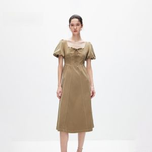 ชุดเดรสยาวปานกลางแขนพองสไตล์เกาหลีสุดน่ารักสำหรับฤดูร้อน ผ้าเดนิม ทรงเอ คอเหลี่ยม แขนสั้น กระโปรงทรงเอ ผ้าฝ้ายผสม