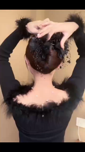 【 In Stock 】Fashion Peony Hair Clip Versatile Tassel Pearl Hair Clip Back Of Head Hair Bun Clip Shark Clip Klip Rambut花朵鲨鱼夹