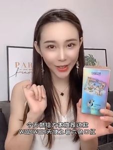 Lipstik 6 in 1 - 6 Warna dalam 1 Stick Multifungsi