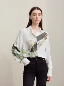 AMII | Elegant Commuter Style Abstract Art Print Chiffon Shirt